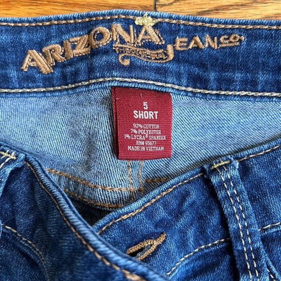Arizona Jeans - Picture 2 of 3
